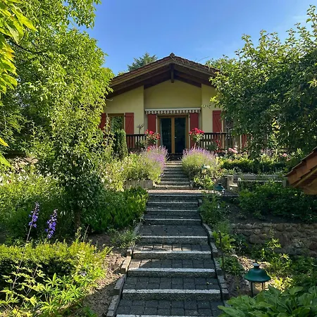 Vakantiehuis With Veranda And Garden Near Zeven Heeslingen